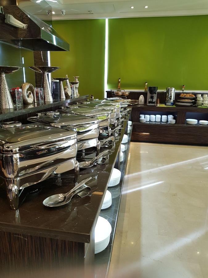 Thwary Hotel Suites Riyadh Exterior photo